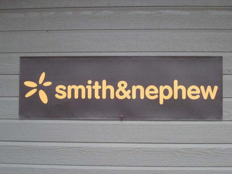 Smith & Nephew buys Brainlab orthopaedic joint reconstruction business