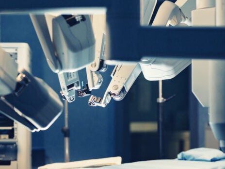 Robotic surgery has no benefit over alternative methods, study finds