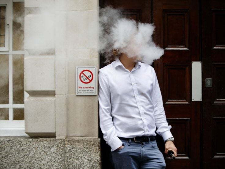 England could begin to prescribe e-cigarettes as medical products