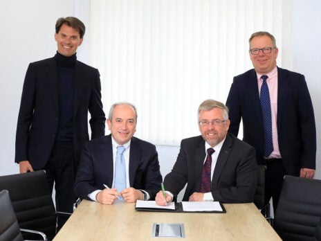 Stevanato Group and Owen Mumford sign agreement for Aidaptus auto-injector