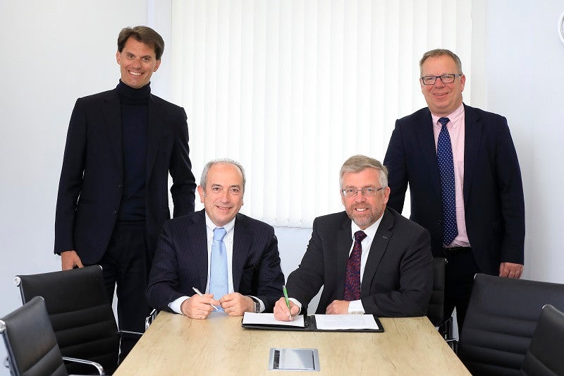 Stevanato Group and Owen Mumford sign agreement for Aidaptus auto-injector